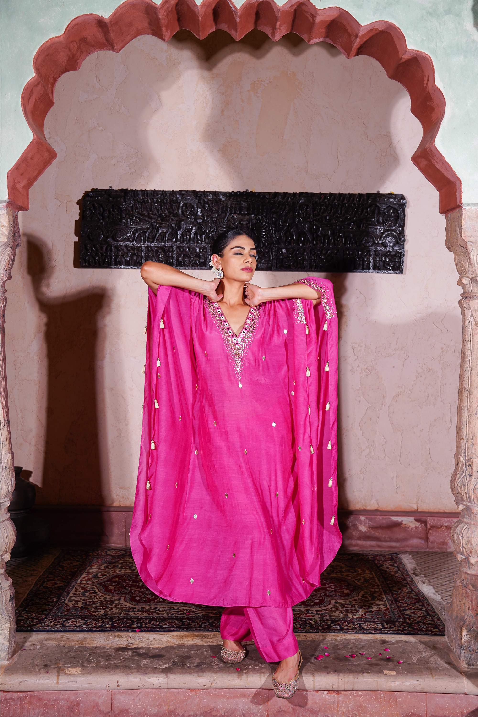 Begum Kaftan Set