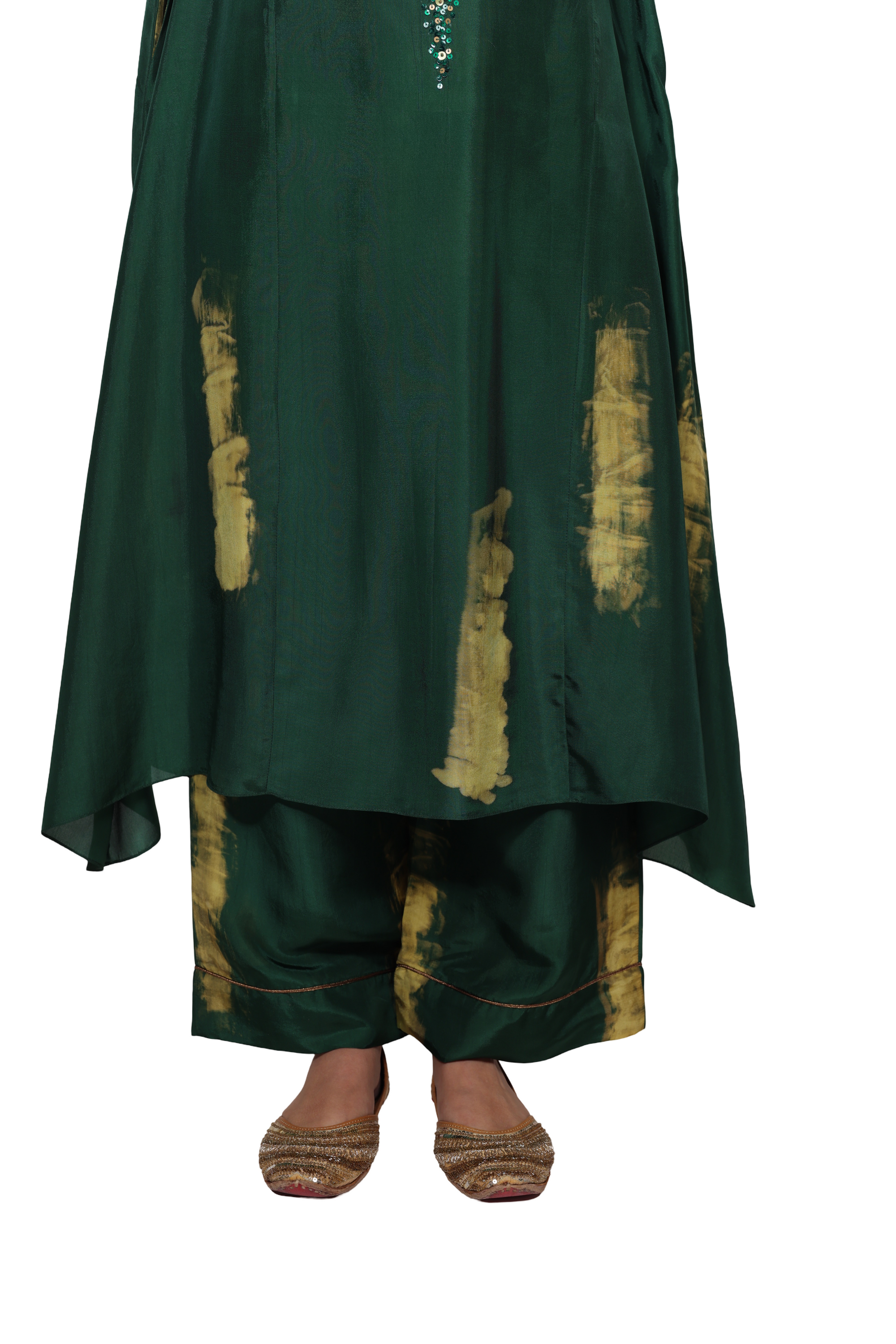 Sunehri Chand Kurta Set