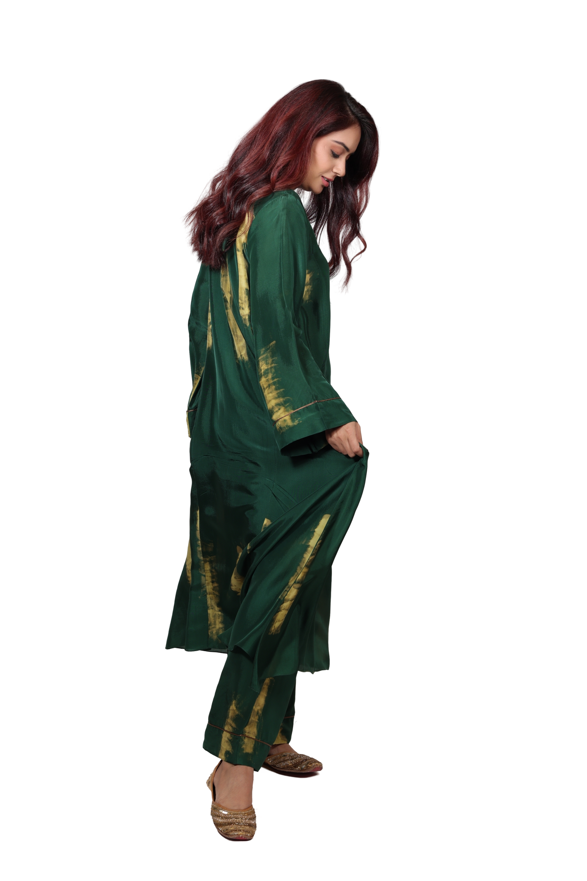 Sunehri Chand Kurta Set