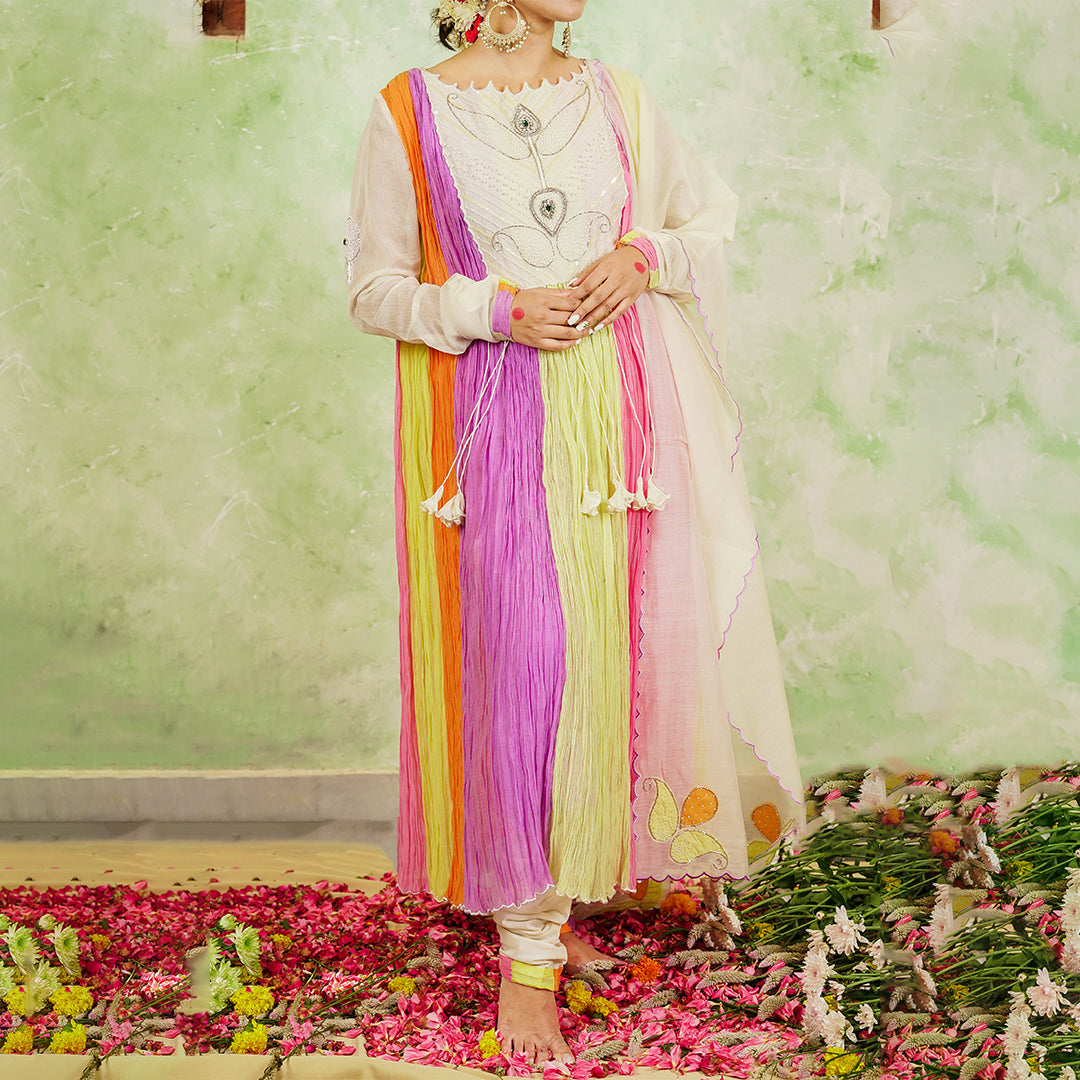 A women wearing Multicolor Anarkali Kurta Set with Dupatta.